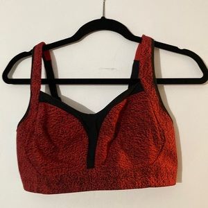 Lululemon ta ta tamer